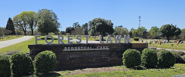 Forest Lawn Memorial Park grounds