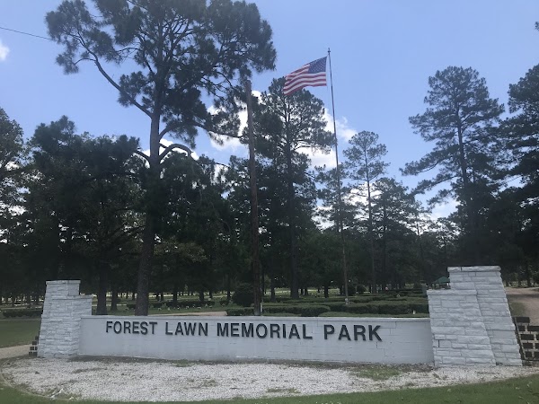 Forest Lawn Memorial Park grounds