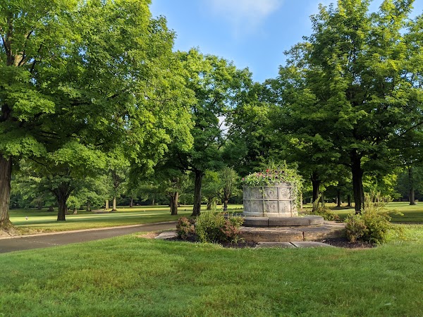 Forest Lawn Memorial Park grounds
