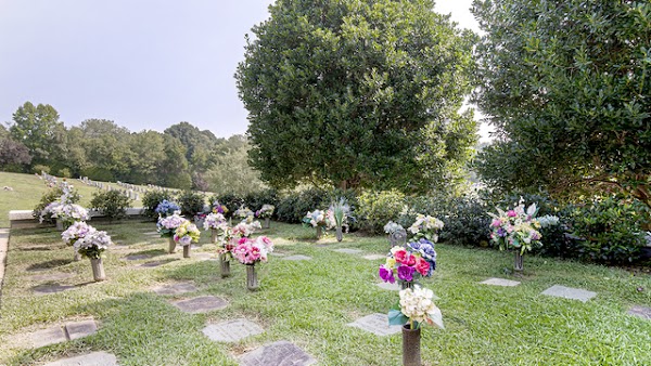 Forsyth Memorial Park grounds
