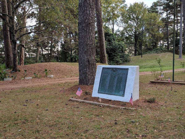 Fort Beauregard Veteran's Memorial Park grounds