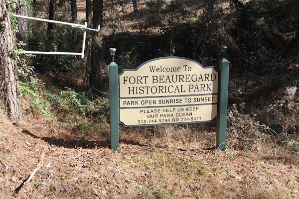Fort Beauregard Veteran's Memorial Park grounds