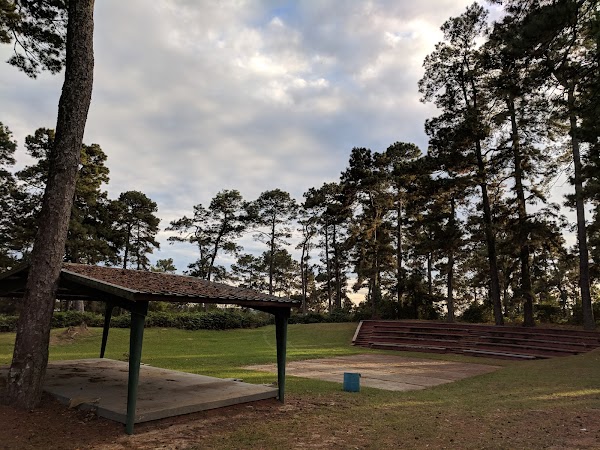 Fort Beauregard Veteran's Memorial Park grounds