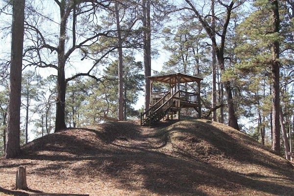 Fort Beauregard Veteran's Memorial Park grounds