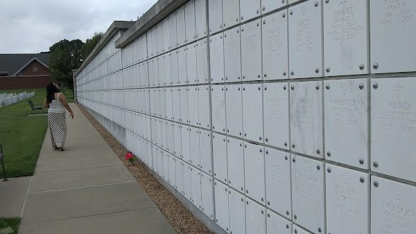 Fort Gibson National Cemetery grounds
