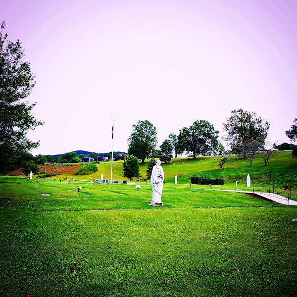 Fort Hill Memorial Park grounds