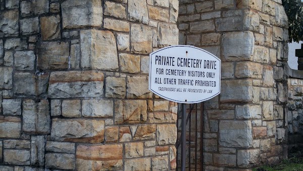 Fort Hill Memorial Park grounds