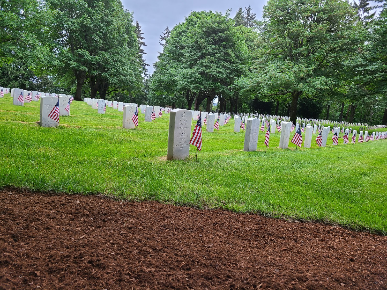 Fort Lawton Post Cemetery cemetery grounds and headstones