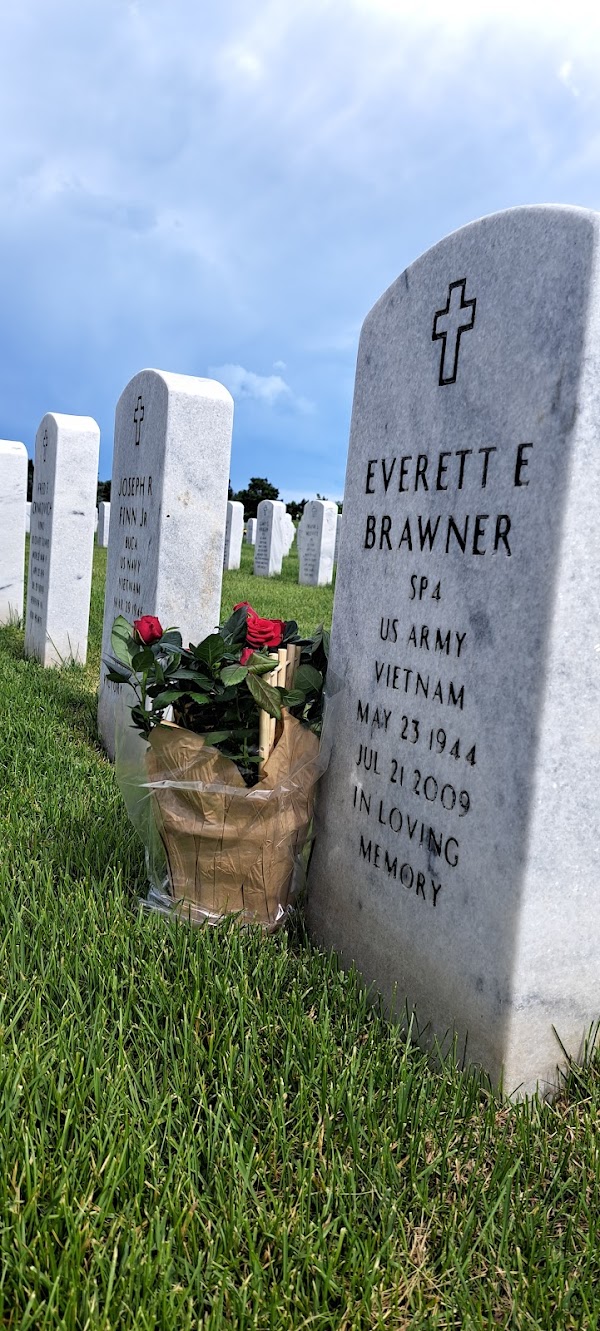 Fort Logan National Cemetery grounds