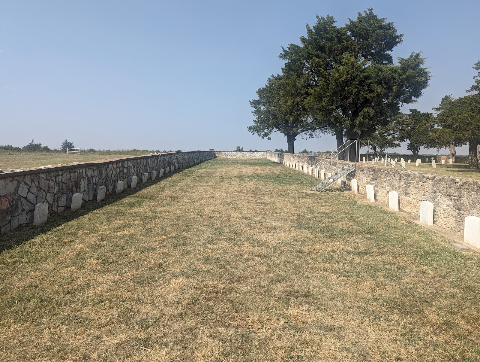 Fort Reno Post Cemetery cemetery grounds and headstones