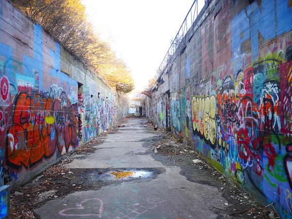 Fort Wetherill State Park grounds