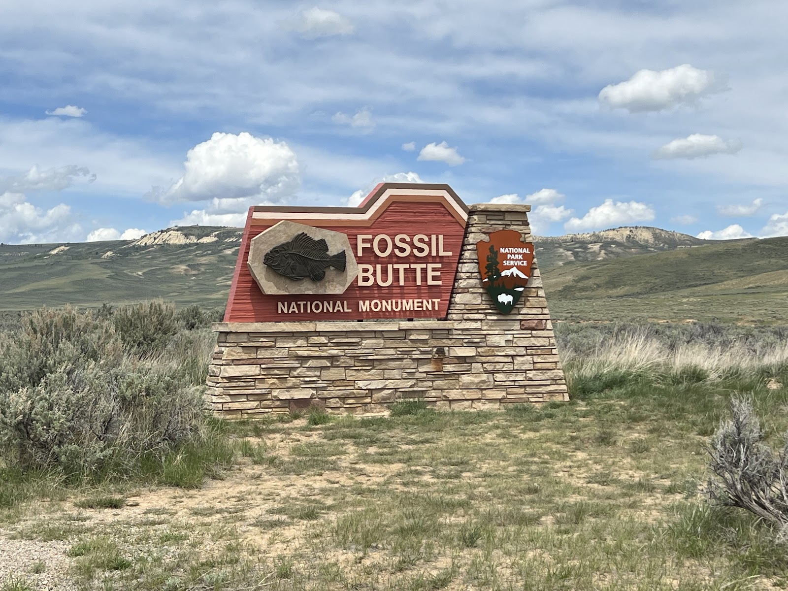 Fossil Butte National Monument headstone and grounds