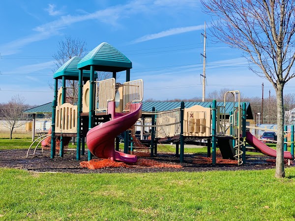 Fox Point State Park grounds