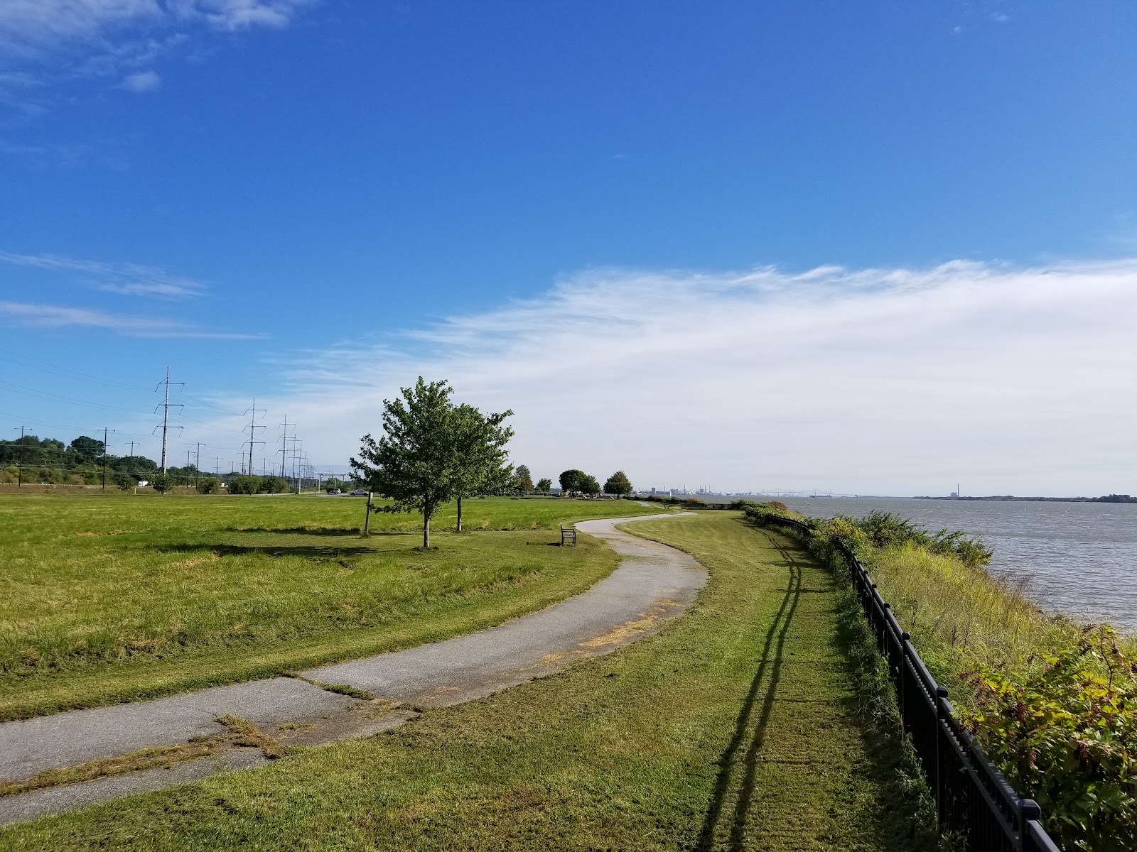 Fox Point State Park cemetery grounds and headstones