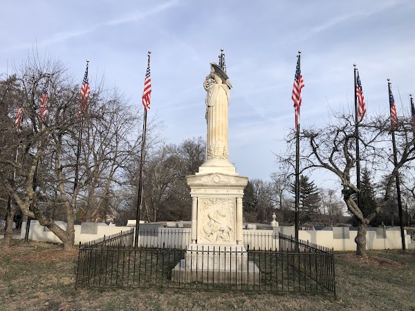 Frankfort Cemetery grounds