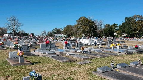 Franklin Cemetery grounds