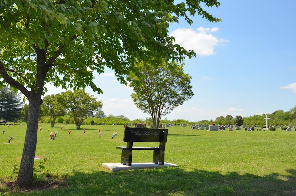 Franklin Memorial Gardens grounds