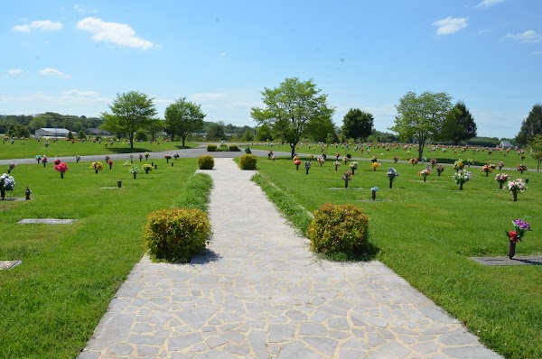 Franklin Memorial Gardens grounds