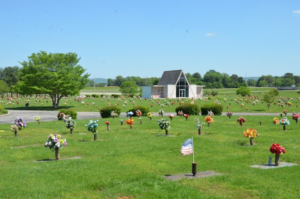 Franklin Memorial Gardens grounds