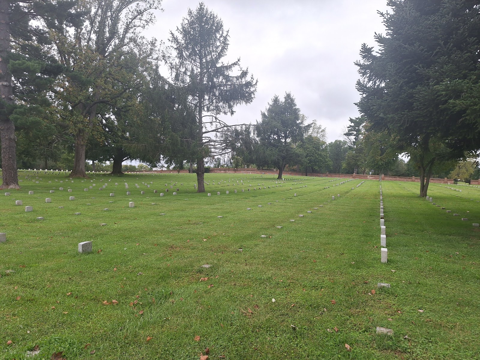 Fredericksburg National Cemetery headstone and grounds