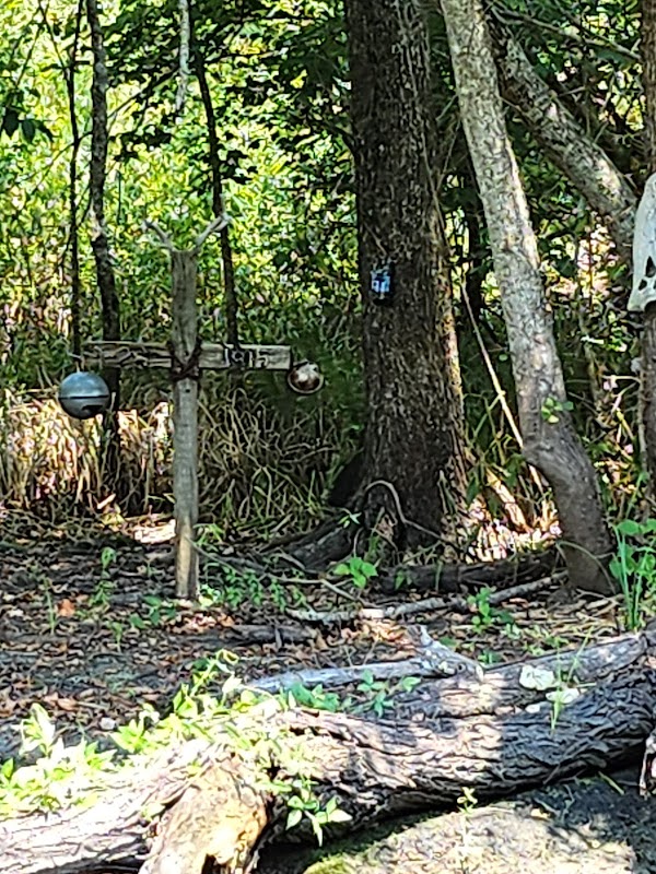 Frenier Cemetery grounds