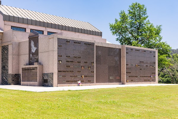 Garden of Memories Cemetery grounds