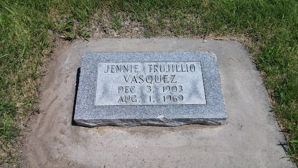 Garland Cemetery grounds