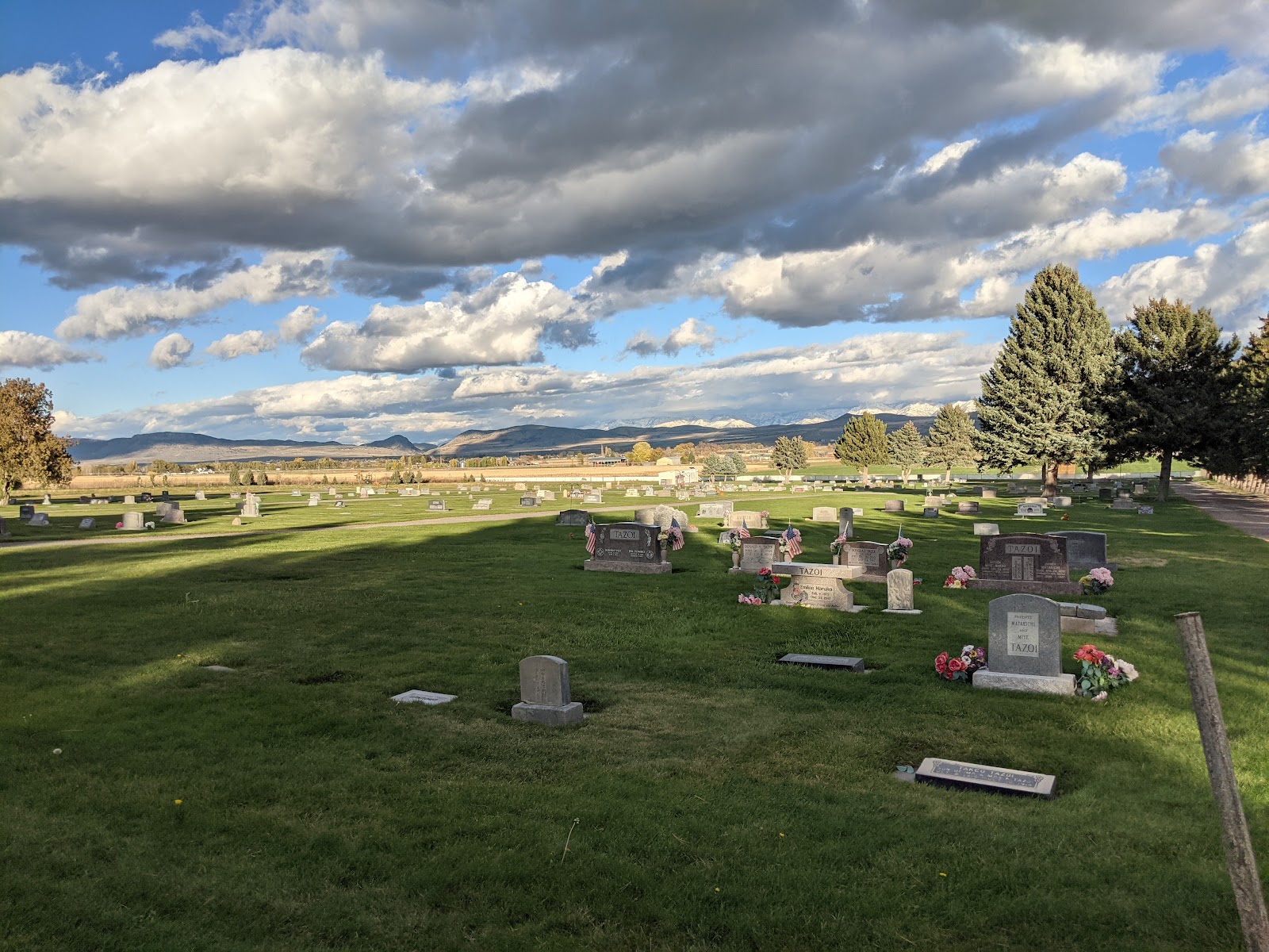 Garland Cemetery headstone and grounds