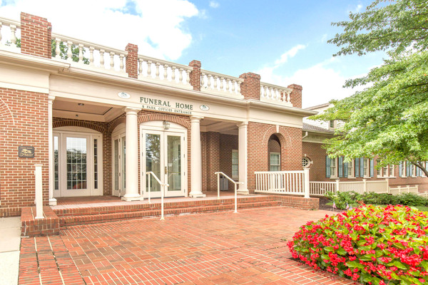 Gary L. Kaufman Funeral Home at Meadowridge Memorial Park grounds