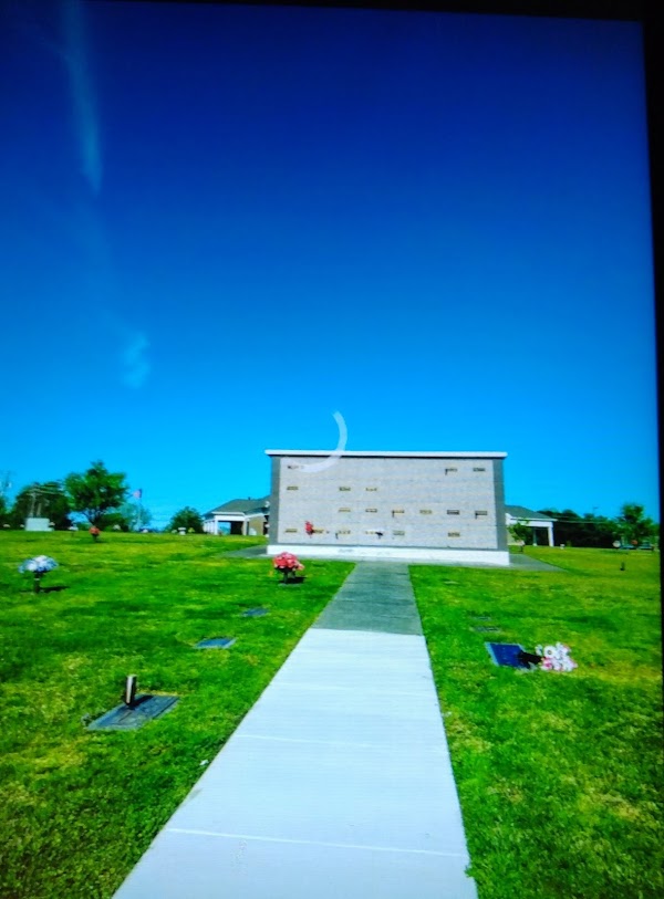 Gaston Memorial Park grounds