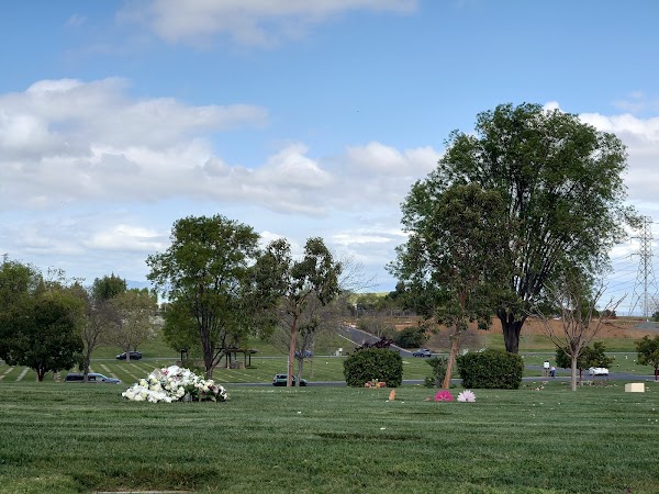 Gate of Heaven Catholic Cemetery grounds