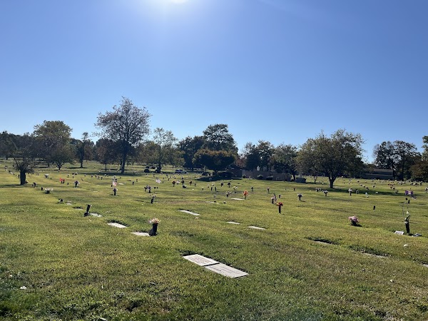 Gate of Heaven Cemetery grounds
