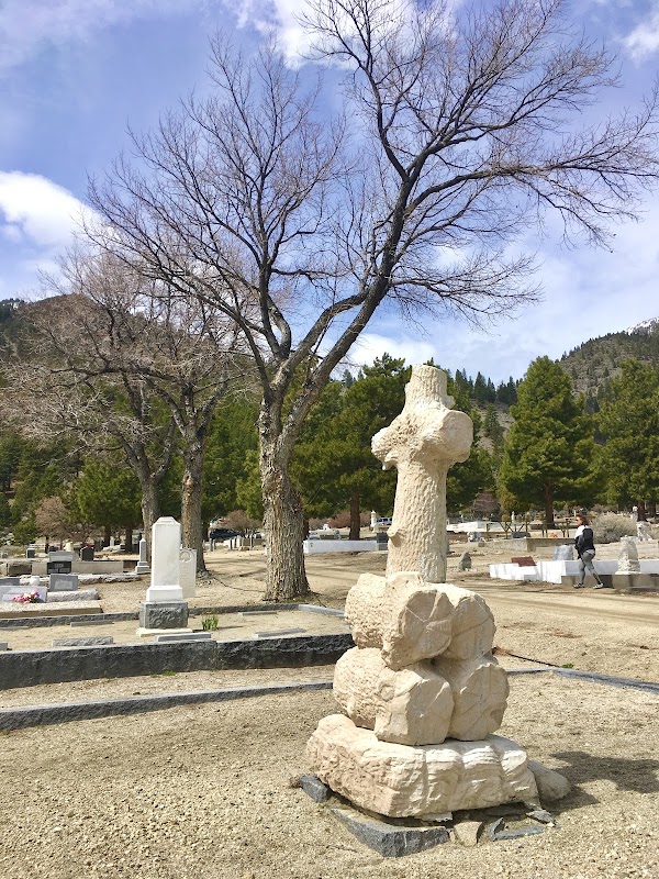 Genoa Cemetery grounds