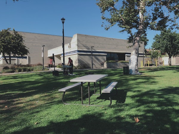 George E Elder Memorial Park grounds