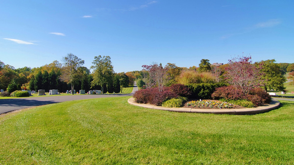 George Washington/Mt Lebanon Cemeteries grounds