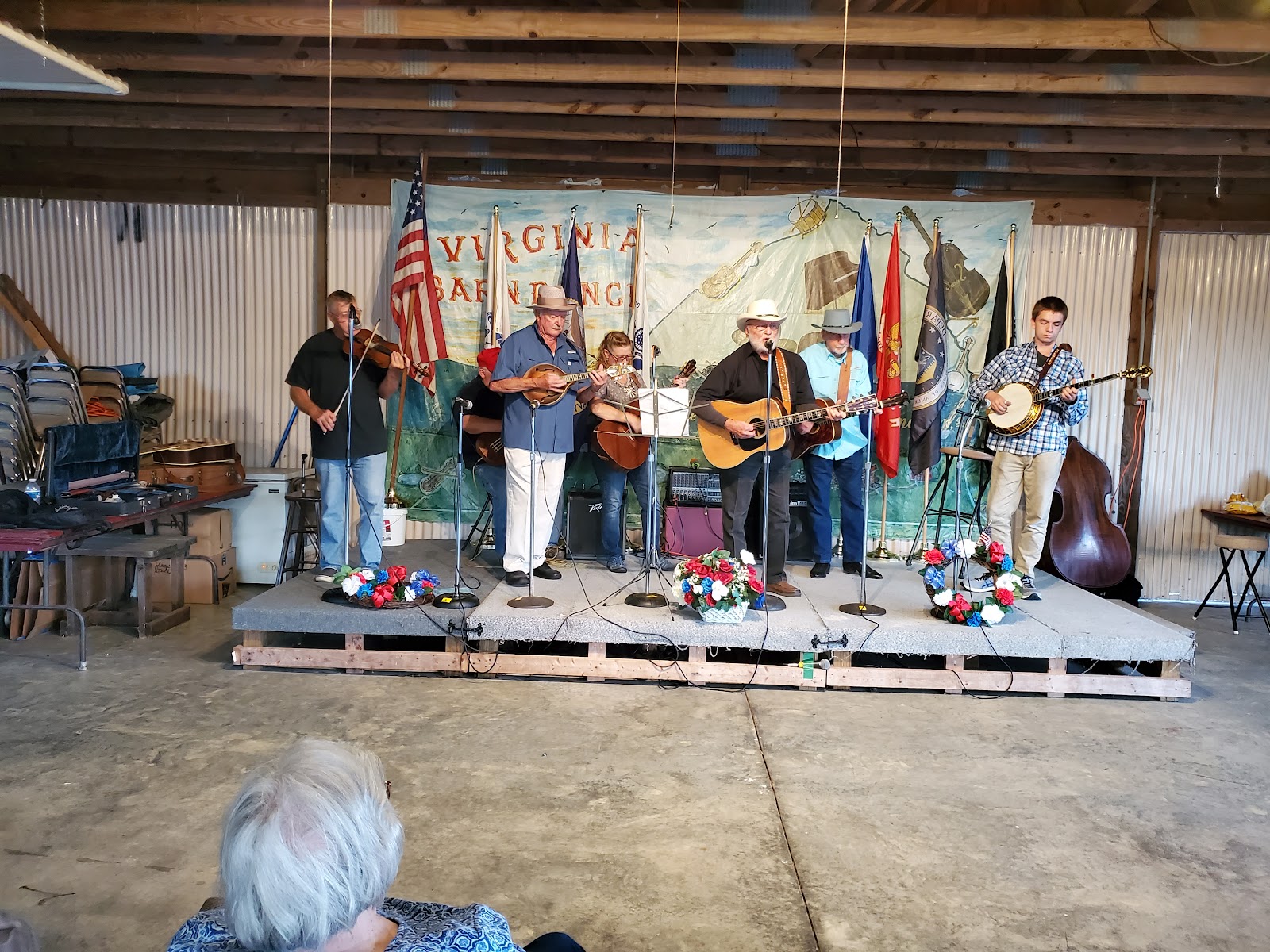 George Winn Memorial Park cemetery grounds and headstones