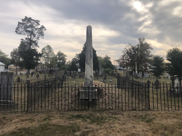 Georgetown Cemetery grounds
