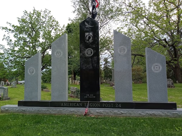 Georgetown Cemetery grounds