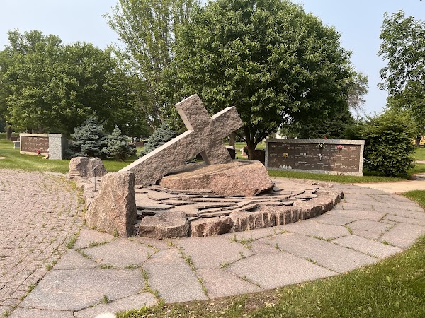 Gethsemane Cemetery grounds
