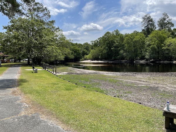 Gilland Memorial Park grounds