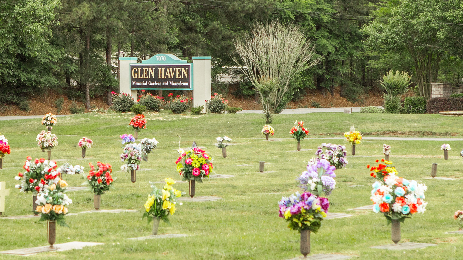 Glen Haven Memorial Gardens cemetery grounds and headstones