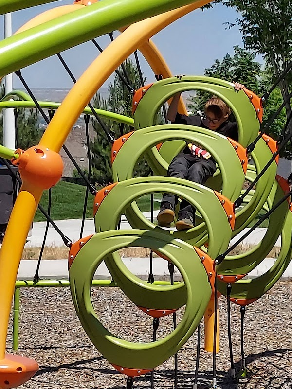 Glenn Weaver Memorial Park grounds