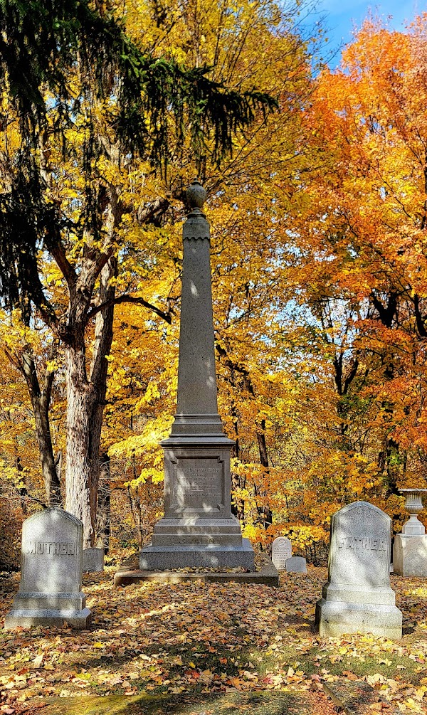Glenwood Cemetery grounds