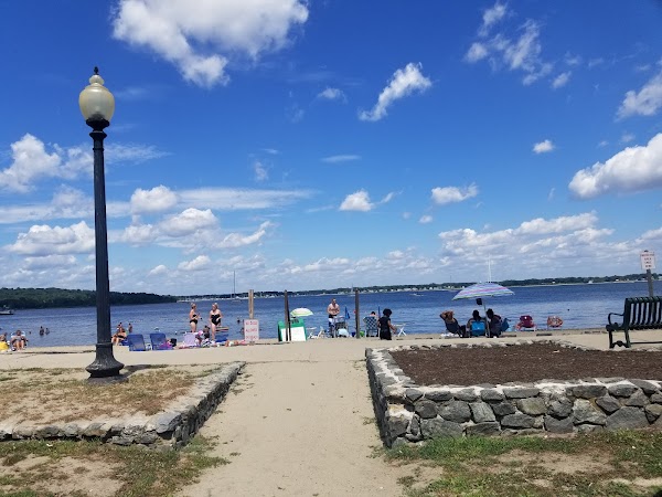 Goddard Memorial State Park Beach grounds