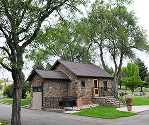 Golden Cemetery grounds