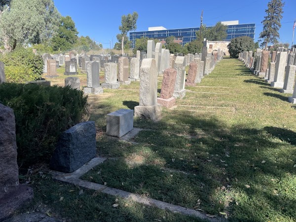 Golden Hill Cemetery grounds