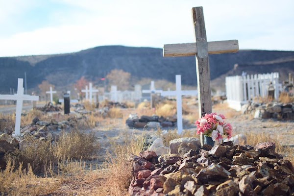 Goldfield Pioneer Cemetery grounds