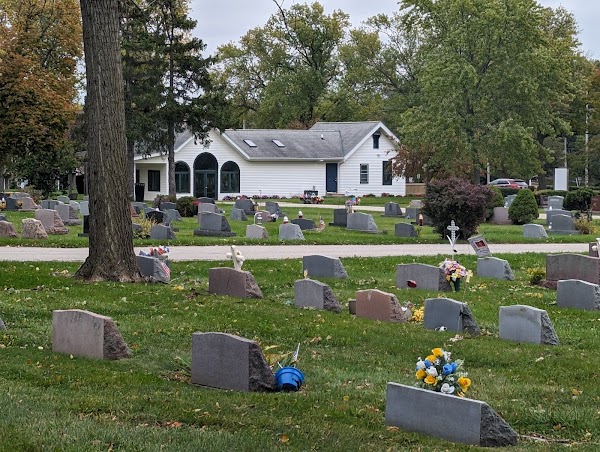 Good Hope Cemetery grounds