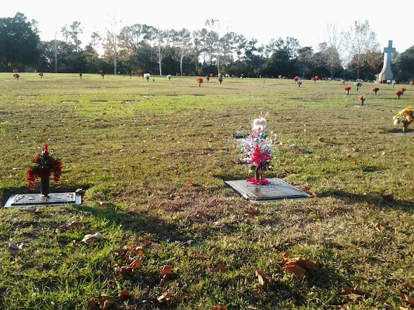 Good Shepherd Memorial Gardens grounds