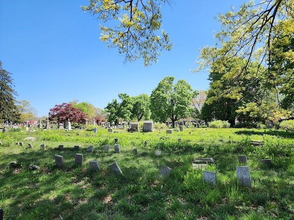 Grace Church Cemetery grounds
